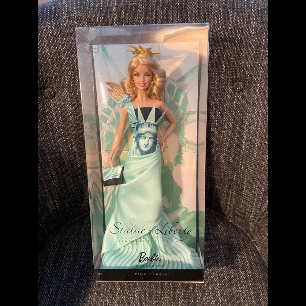Barbie Collector Statue of Liberty Doll